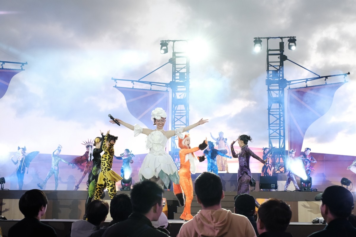 Pertunjukan malam JUNGLIA NIGHT FES