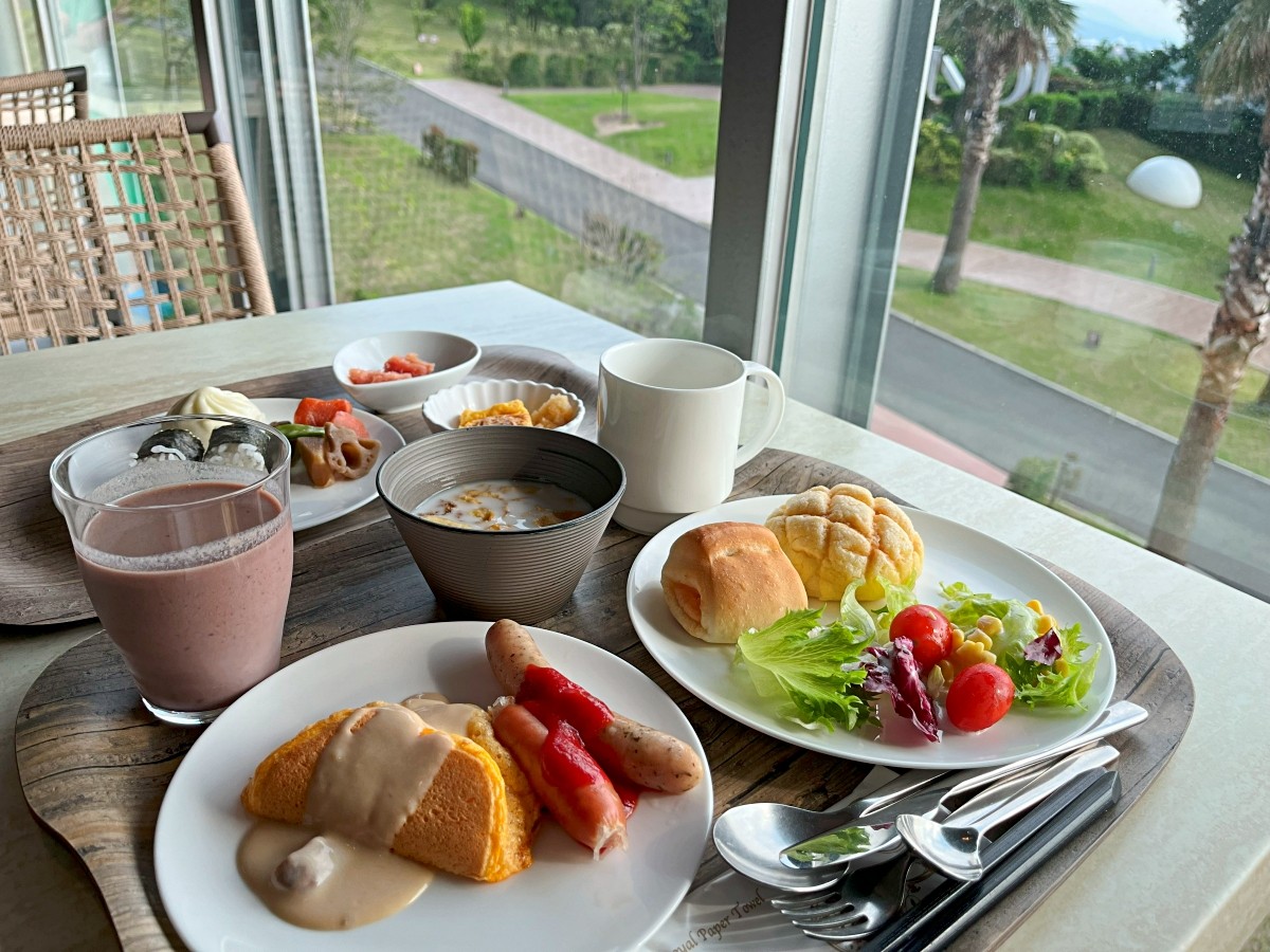 TERRACE & DINING SORA