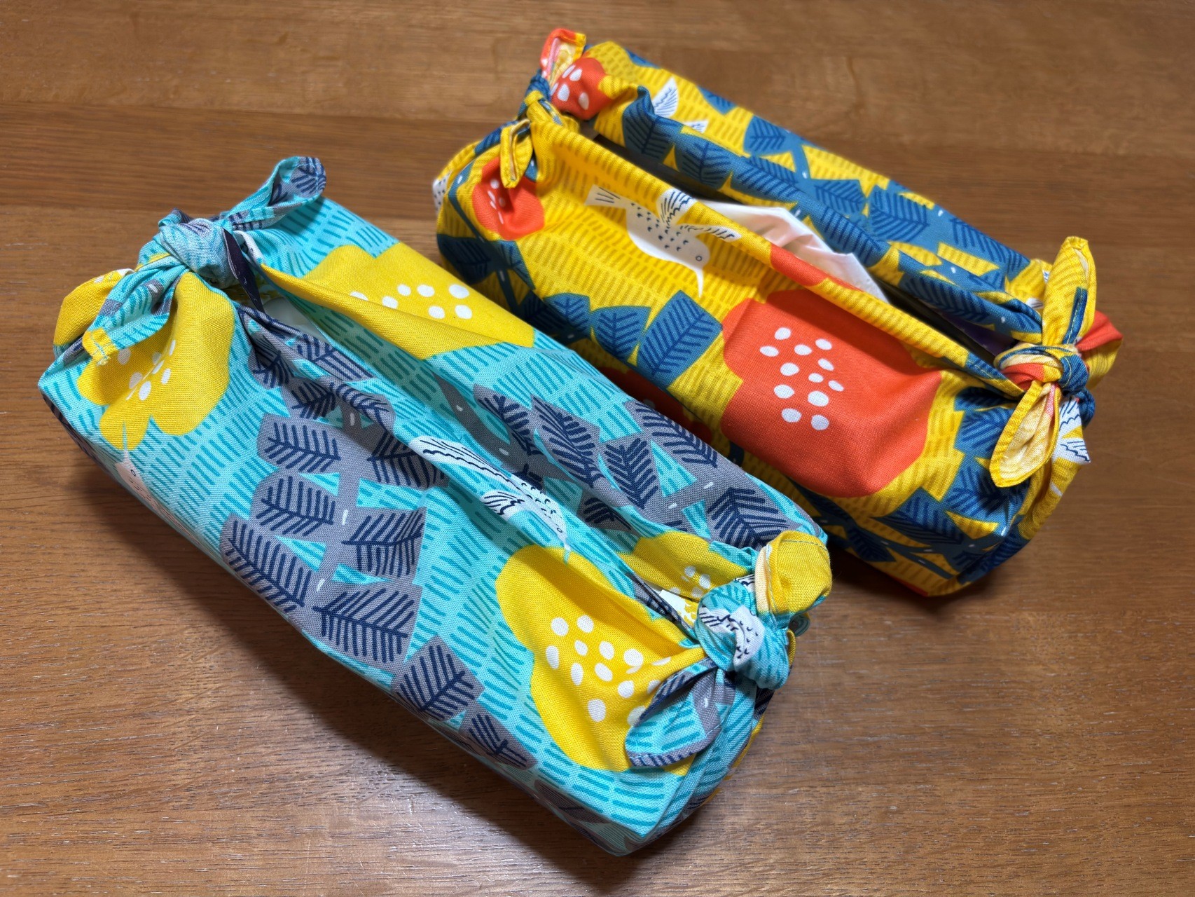 Cách gói khăn furoshiki hộp khăn giấy