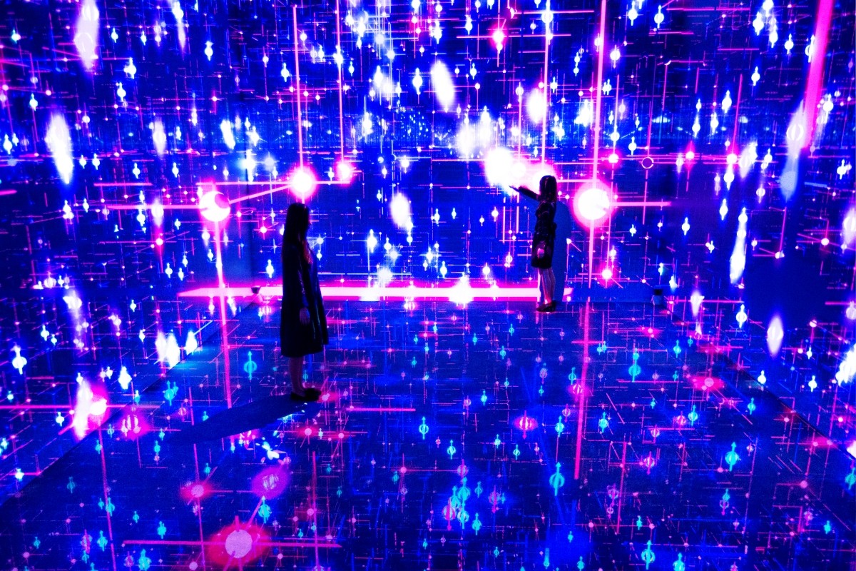 teamLab《Interactive Magnetic Field Theater by teamLab》©teamLab