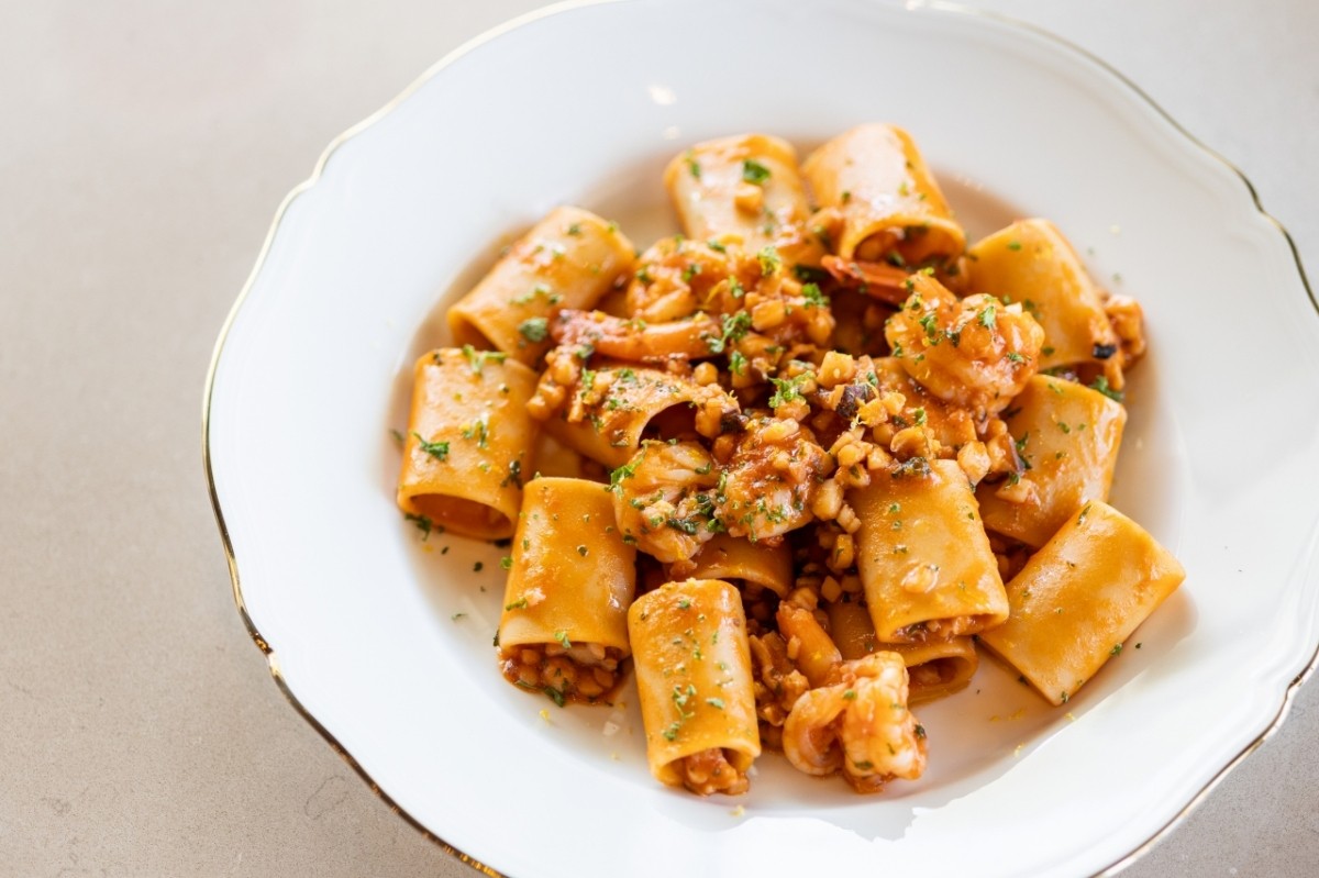 Paccheri Pescatora ที่ Riva Ristorante โรงแรม The Ritz-Carlton, Okinawa