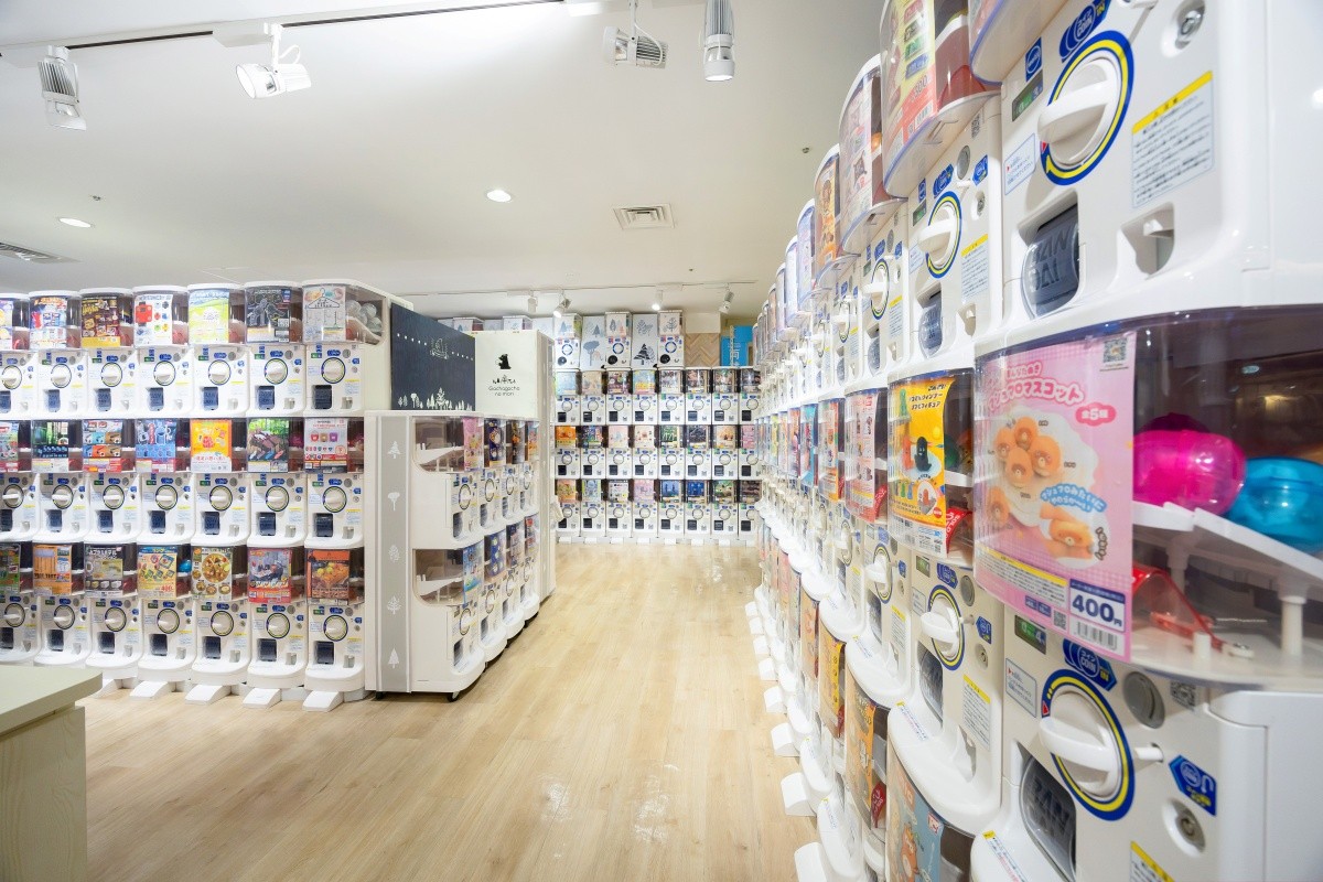 Gacha Gacha no Mori Shinjuku Subnade Store