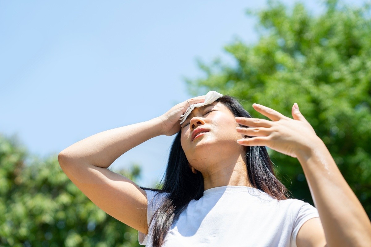 What is heatstroke symptoms remedies preventive items