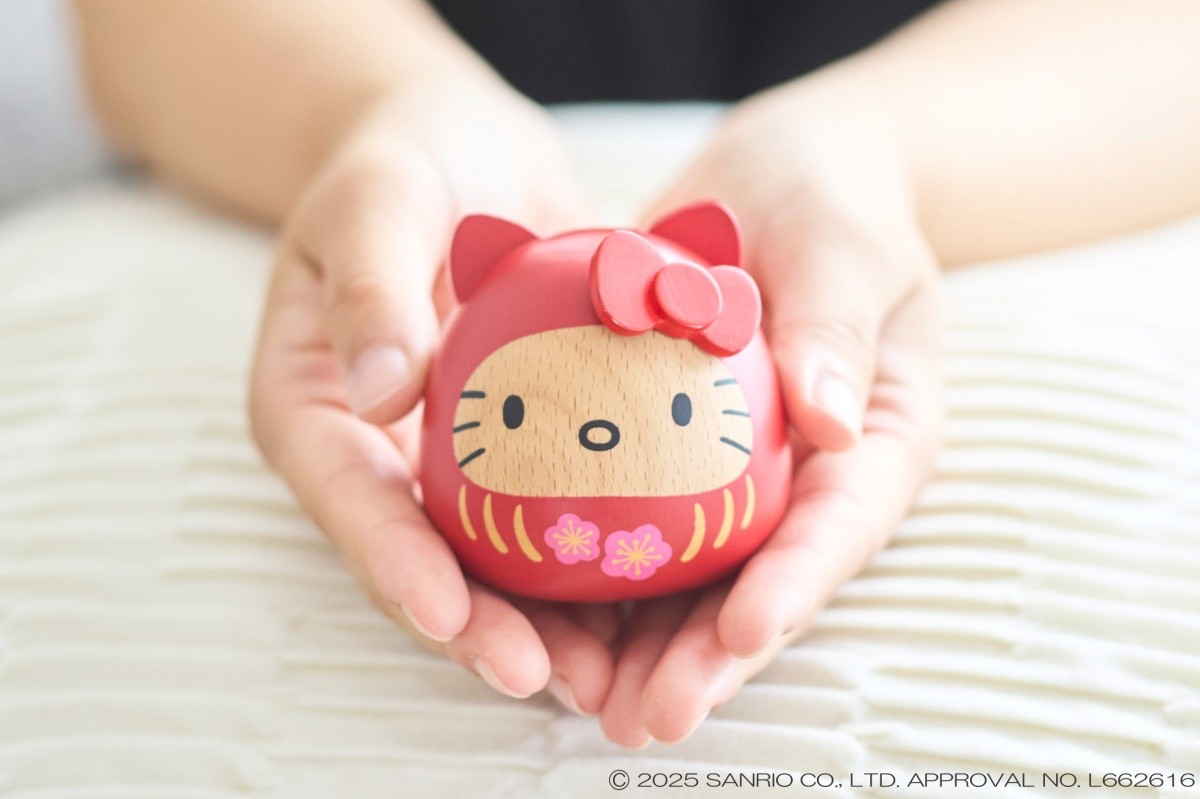 Sanrio daruma Hello Kitty