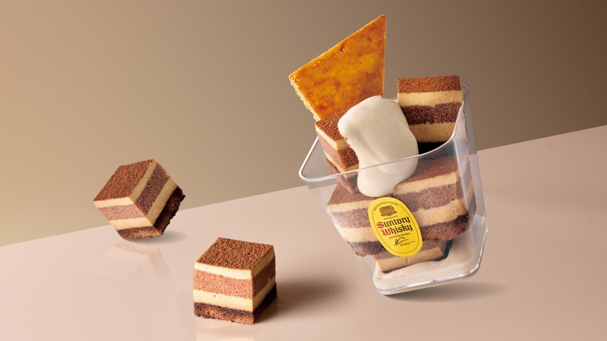 Kakubin Whisky-Scented Tiramisu,