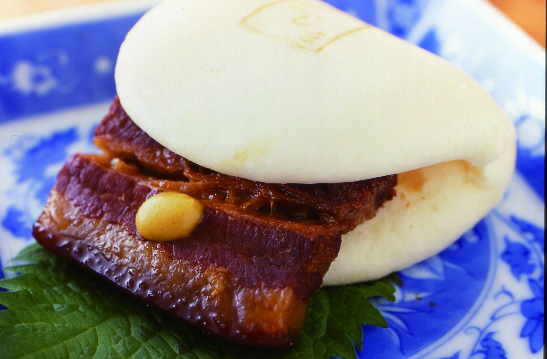 5 Must-Buy Souvenirs of Nagasaki. Introduction to Sweets and Chukaman