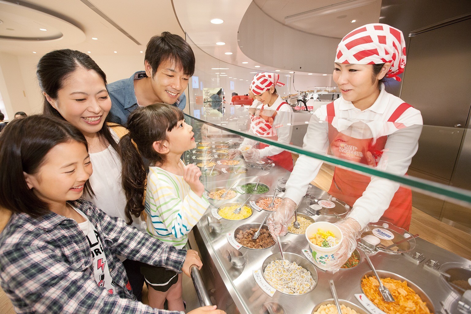 Làm thế nào để đi đến Bảo tàng mì ăn liền Yokohama?