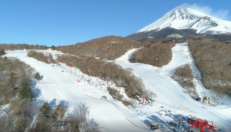 富士山滑雪場Yeti：位於富士山二合目嘅滑雪場