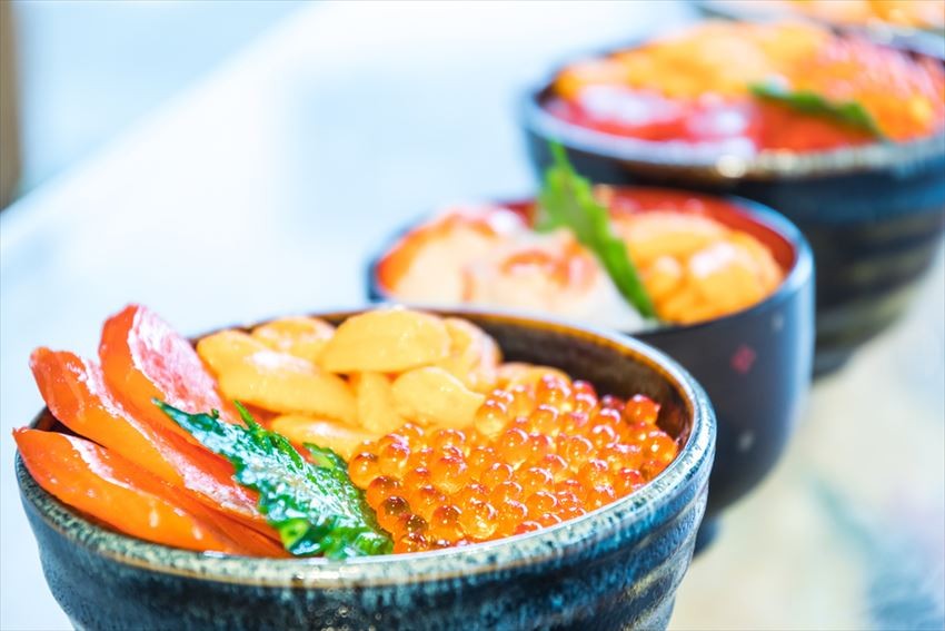 從生魚片料理到燒烤單品 能一飽小樽海鮮口福的海鮮餐廳