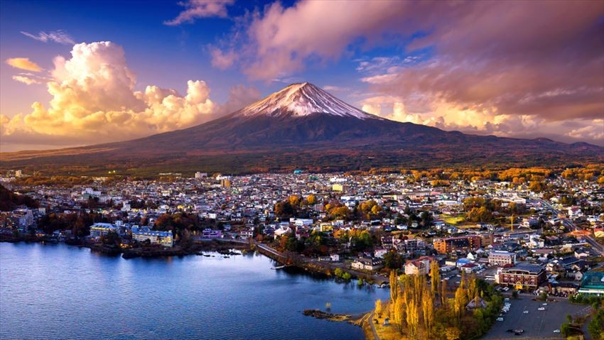 Hotels in Yamanashi and Shizuoka for admiration of Mt. Fuji