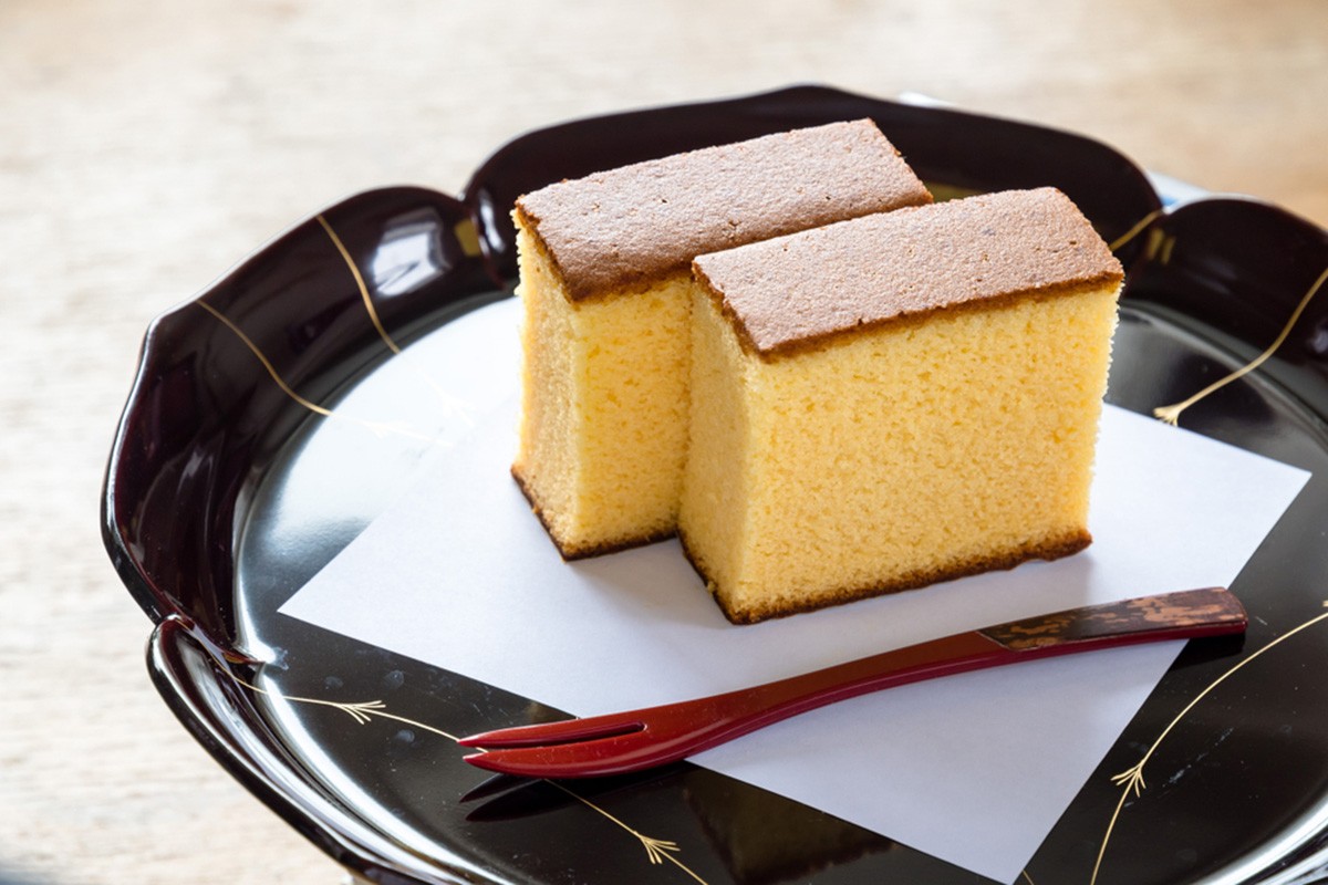 คาสเทลล่าเค้กของนางาซากิ (長崎カステラ)