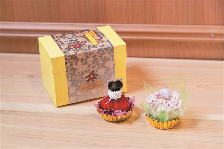 熊本甜點盒720日圓，搭配咖啡1000日圓。一組包含2款甜點