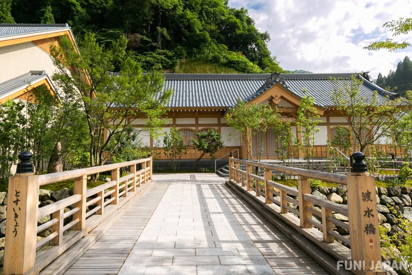 Fukui's Eiheiji Temple Hotel - Experience Zen Meditation