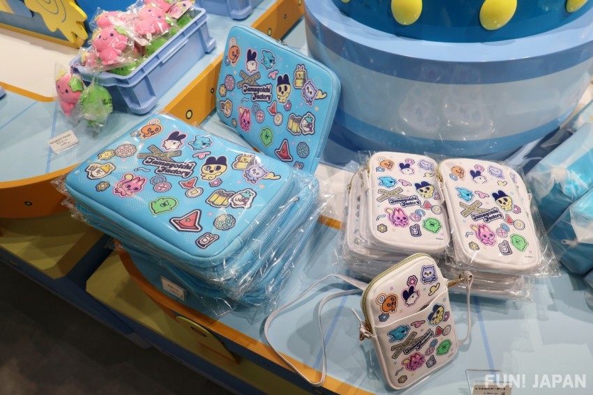 たまごっち ふぁくとり～！ PCケース