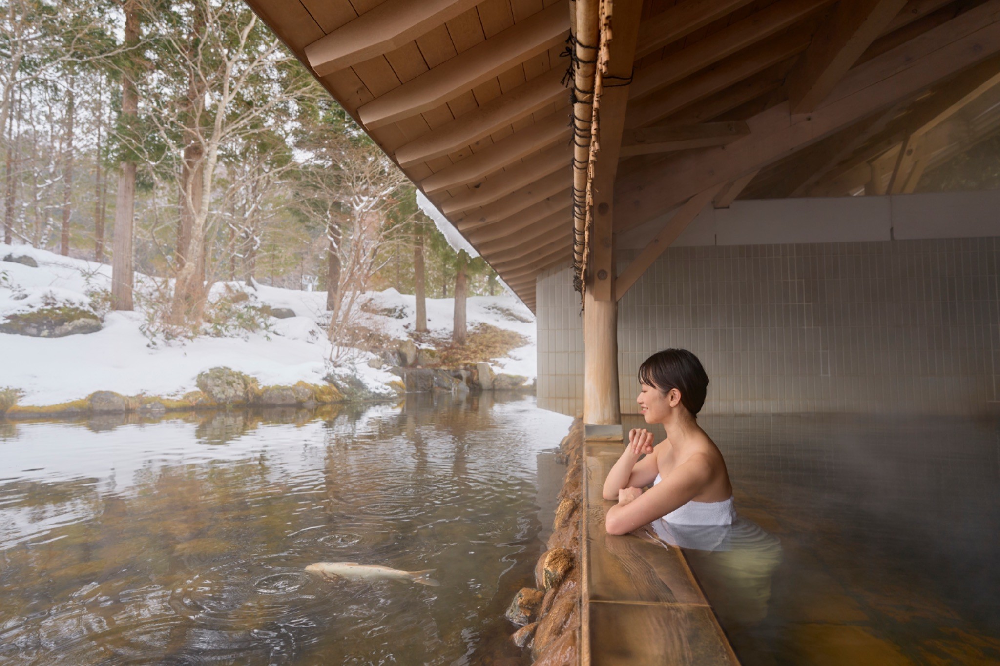 Suối nước nóng ngắm tuyết