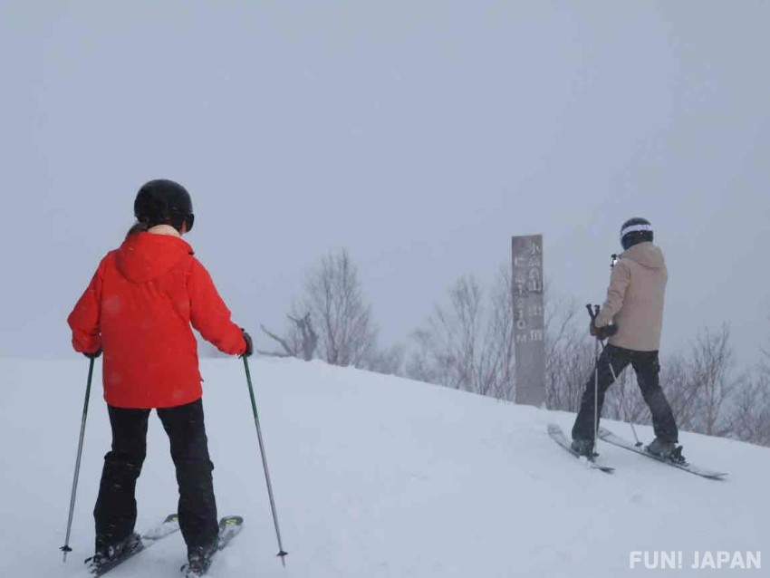 Sườn dốc đầu tiên vào buổi sáng