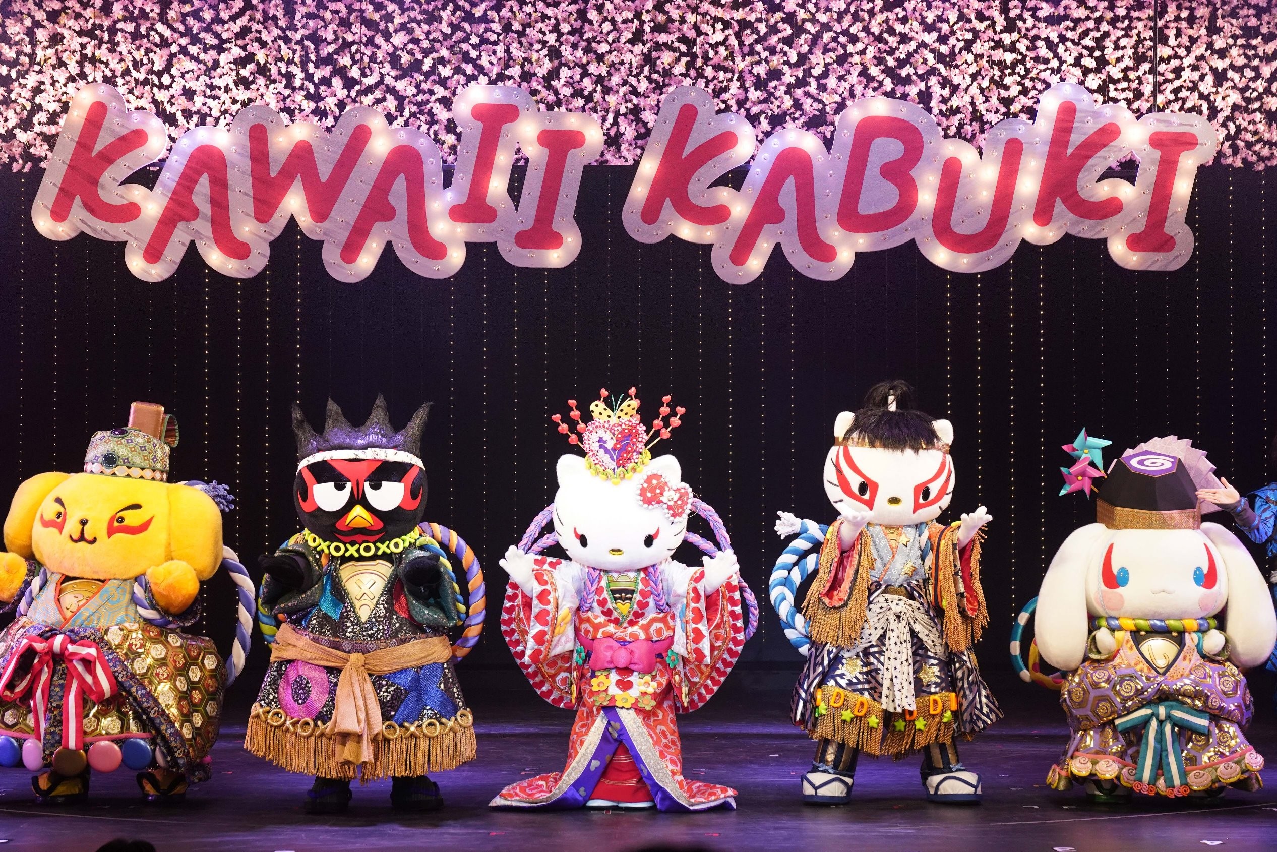 日本傳統與Hello Kitty合而為一！？KAWAII KABUKI ～Hello Kitty劇團桃太郎～