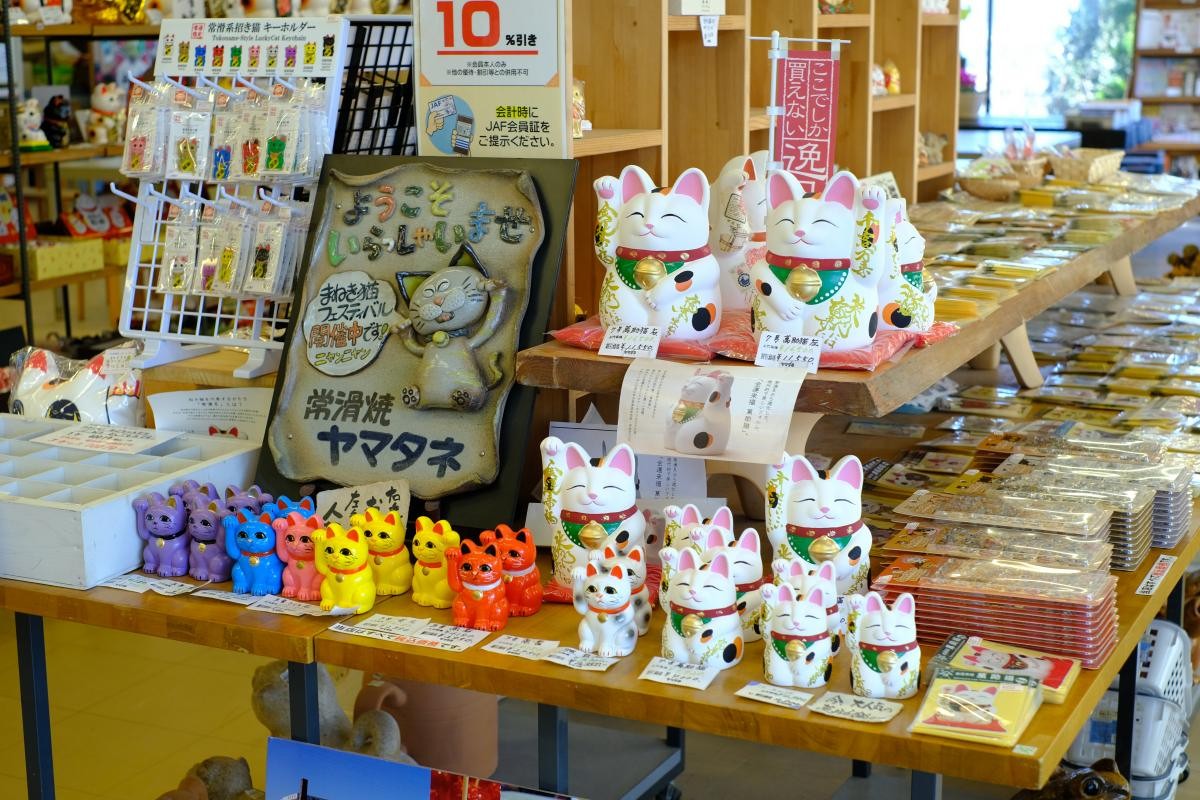 常滑燒YAMATANE店內