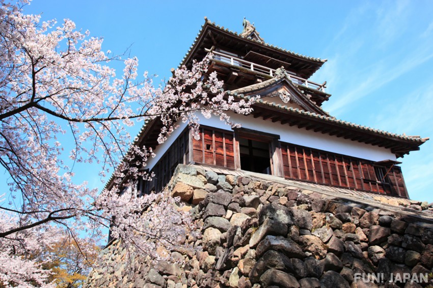 Maruoka Castle, Japan's Oldest Existing Castle Tower Located in Fukui