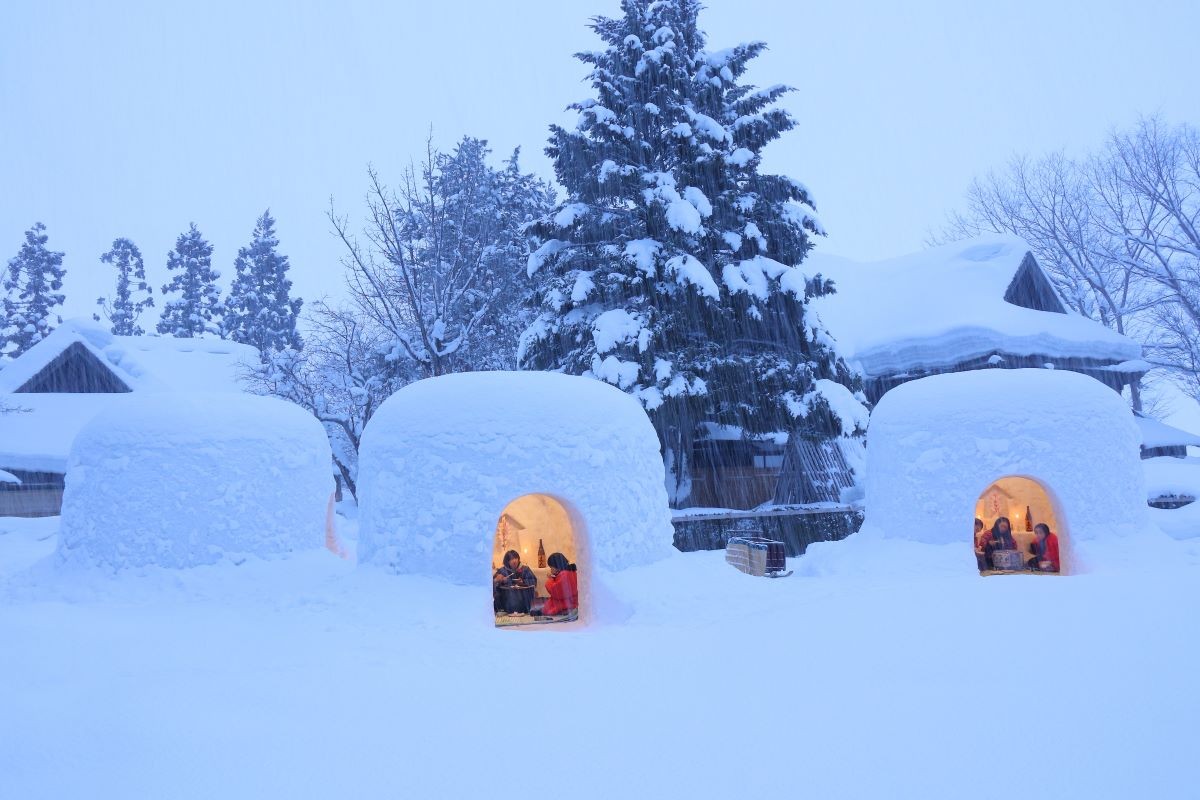 東北雪祭 秋田縣 横手雪屋祭