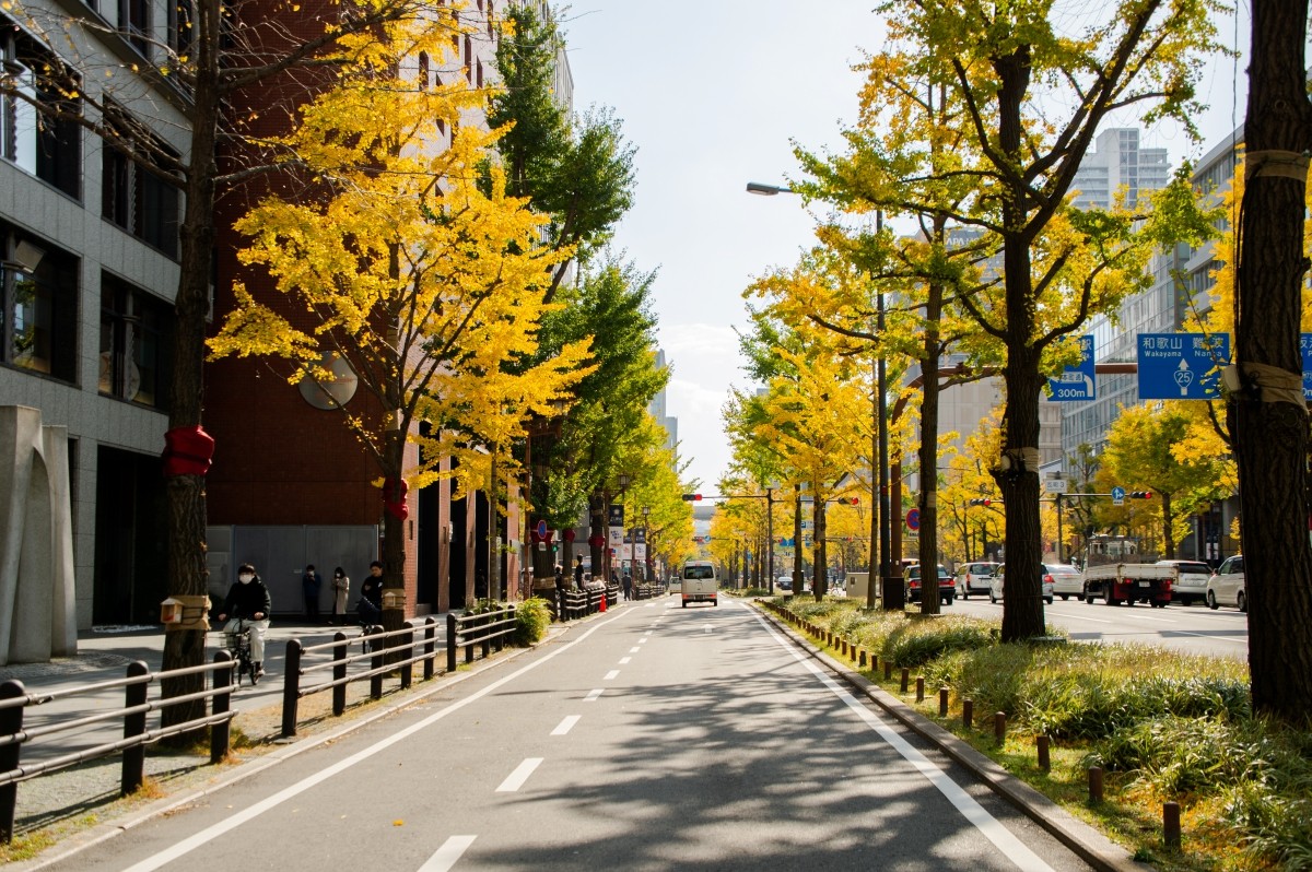 Osaka October Weather Average Temperature Characteristics Clothing