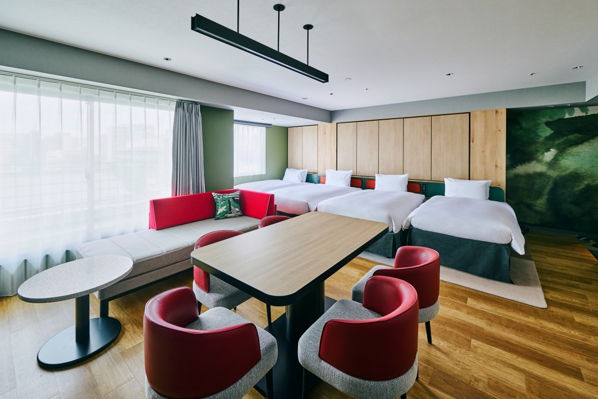 Deluxe Family Room