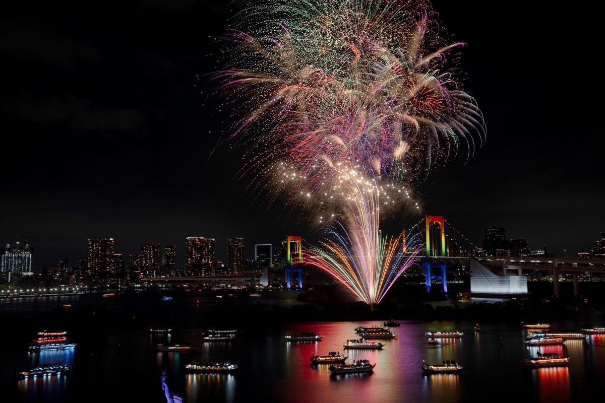 Odaiba Rainbow Fireworks 2025 (ดอกไม้ไฟสีรุ้งโอไดบะ)