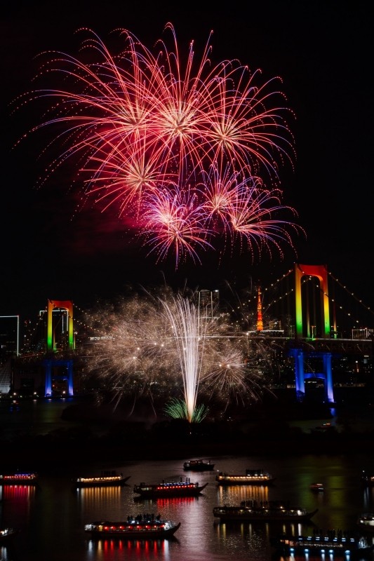 Odaiba Rainbow Fireworks 2025 (ดอกไม้ไฟสีรุ้งโอไดบะ)