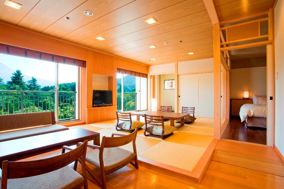 富士山 河口湖 酒店 絕景 溫泉 露天浴池 預約 自助餐