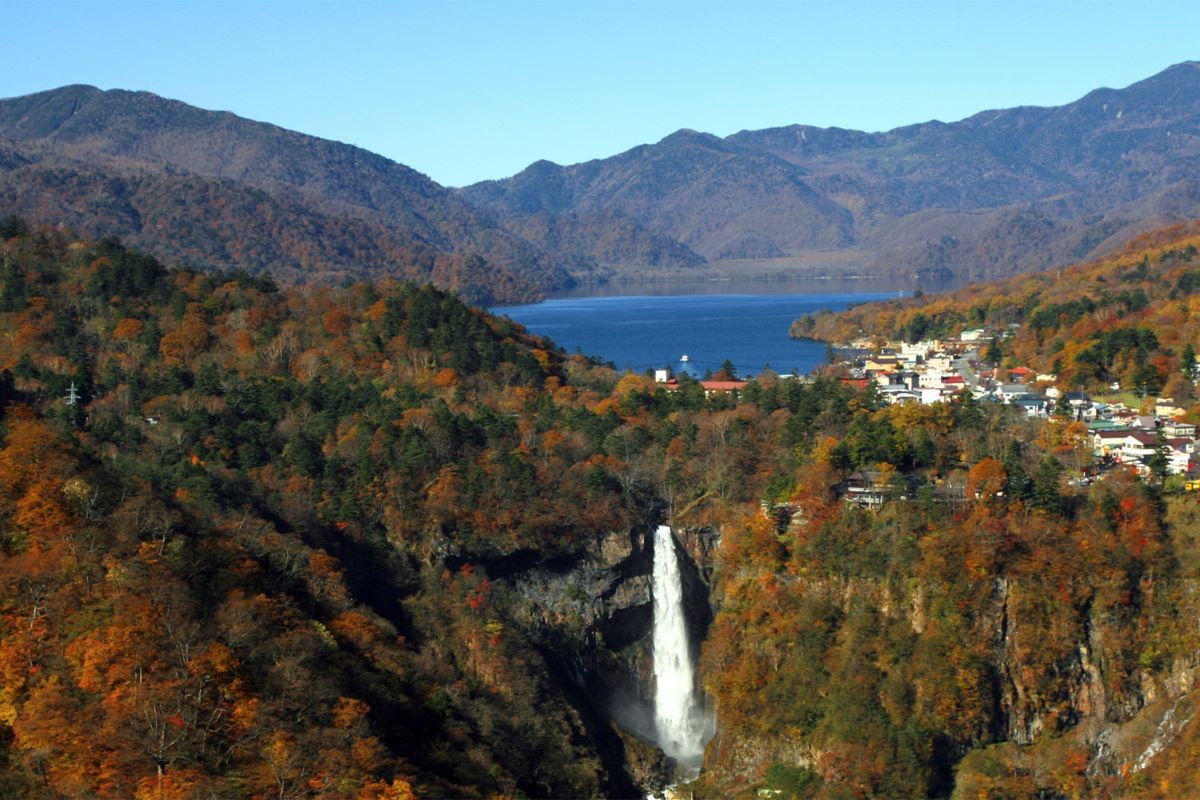 紅葉 華厳の滝 栃木県 見頃 いつ おすすめ