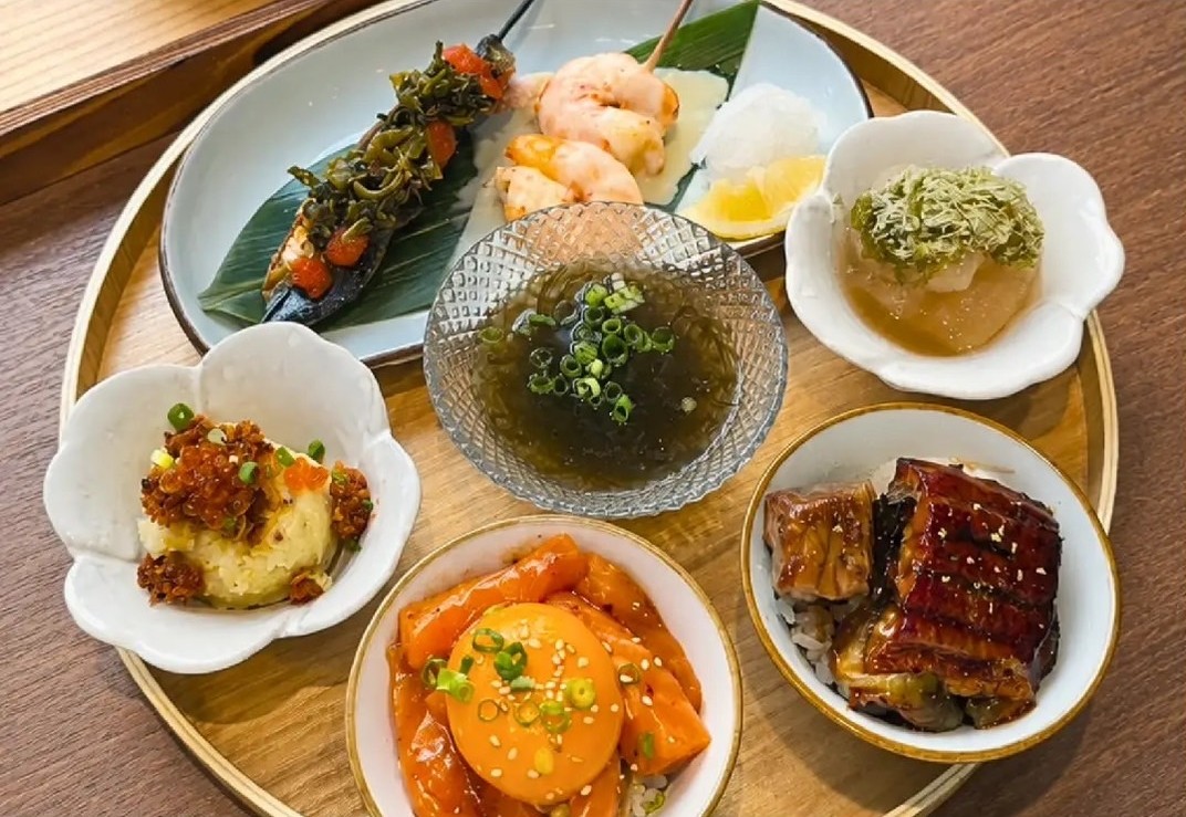港屋UOTAN（うおたん）  