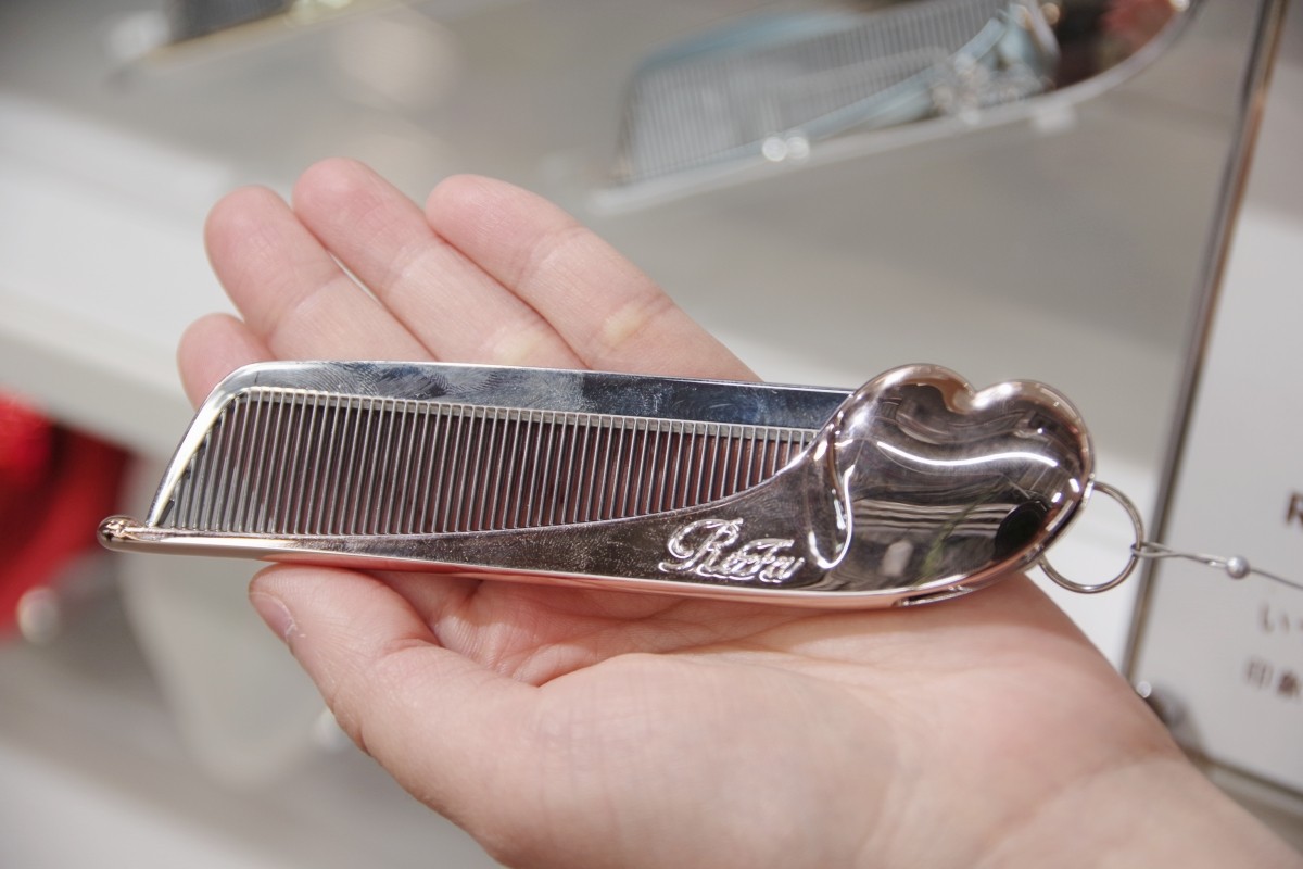 ReFa Popular Recommended Heart Comb