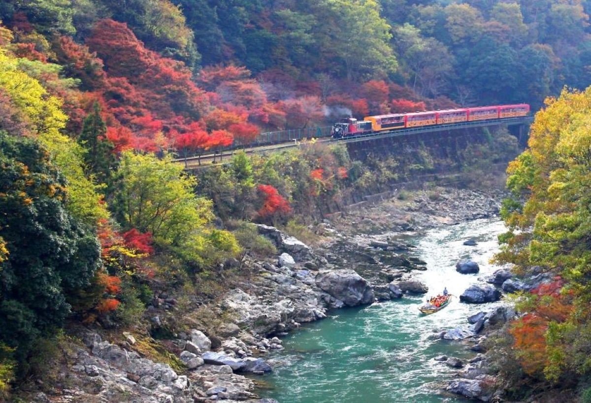 紅葉 保津峽 京都府 