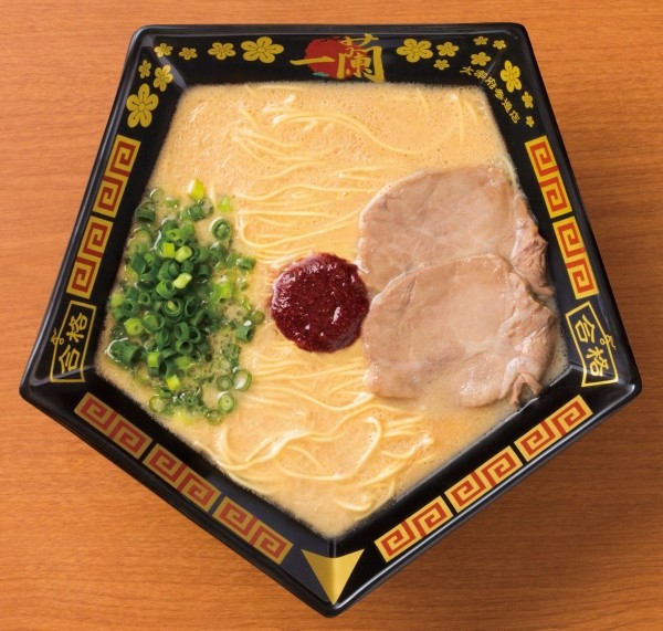 一蘭 福岡 太宰府参道店 合格ラーメン 珍しい プレミアムショップ