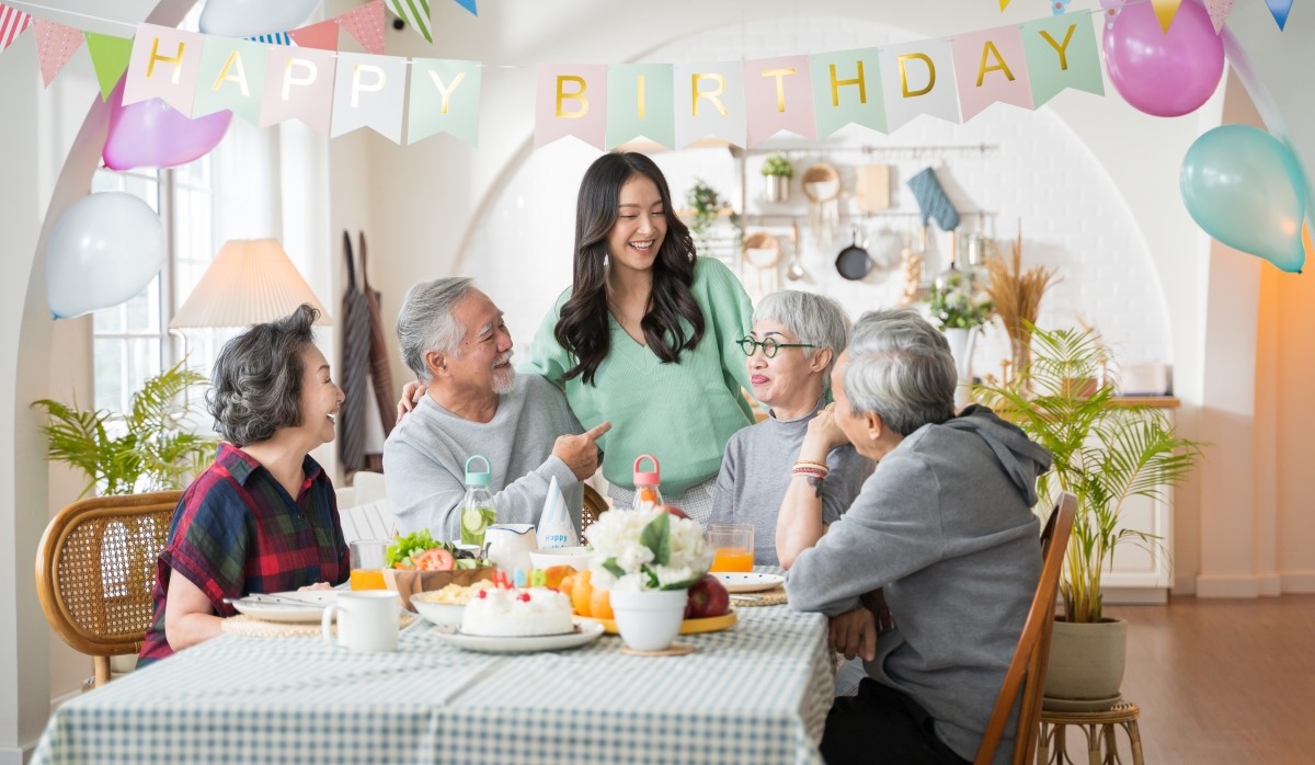 お誕生日おめでとう 日本語 何と言う お祝い