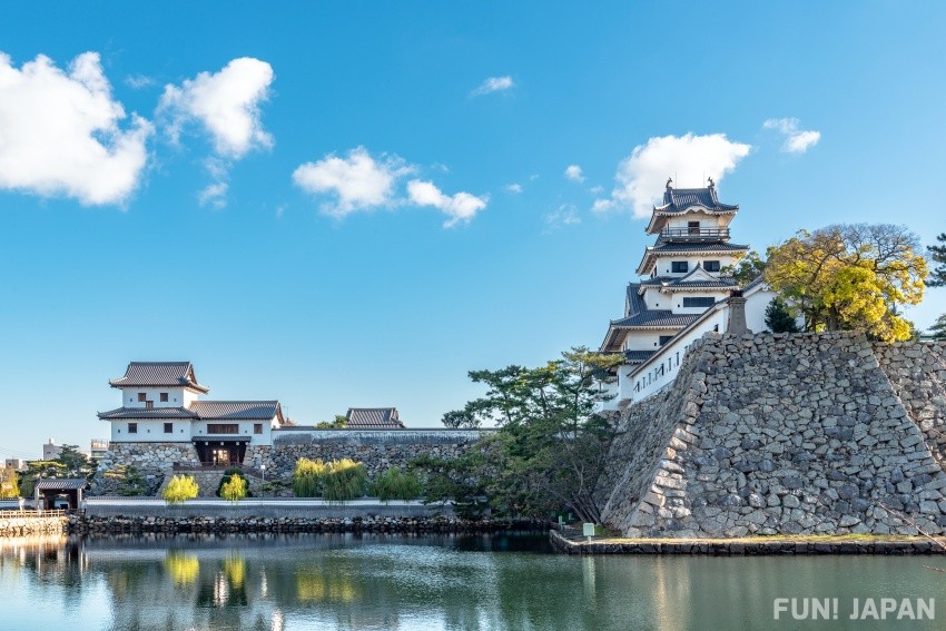Japan's leading sea castle Imabari Castle