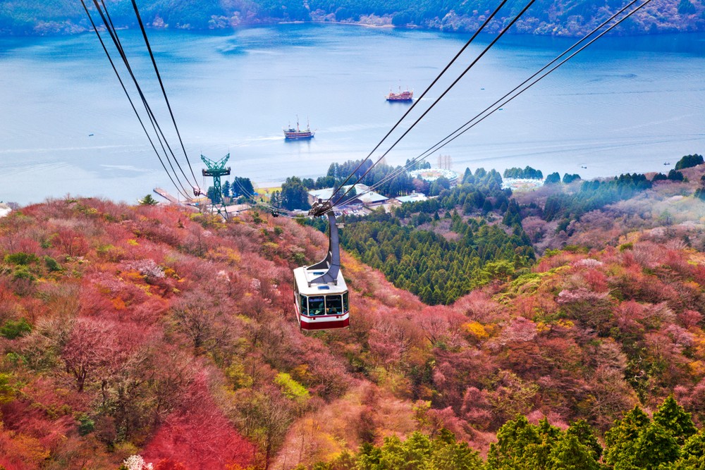 Nào mình cùng đi ngắm mỹ cảnh núi Komagatake bằng cáp treo Hakone, Nhật Bản