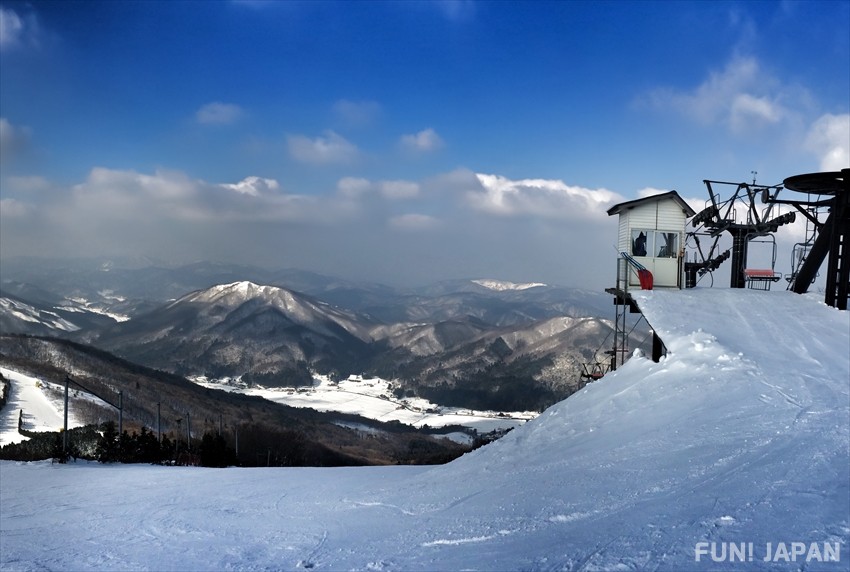 Ski in Hiroshima: A World of Snow, Slopes and Hot Springs
