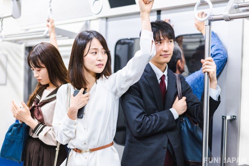 Tokyo crowded train