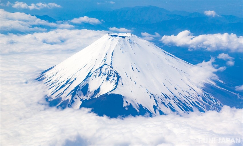Why does Japan Have so Many Volcanoes?
