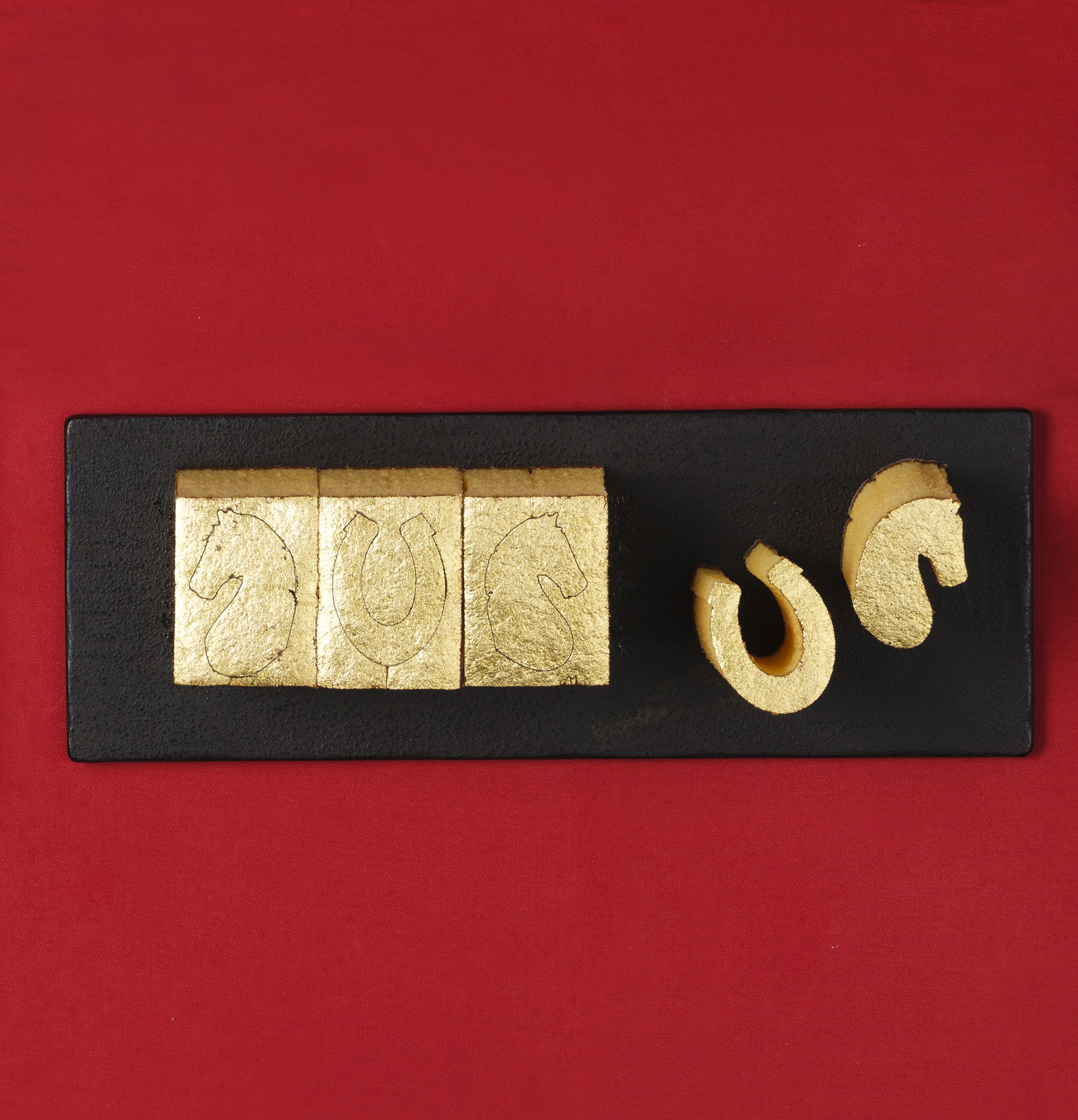 Gold Castella Zodiac “Horse” [Mameya Kanazawa Bankyu] (WEEKLY PALETTE)