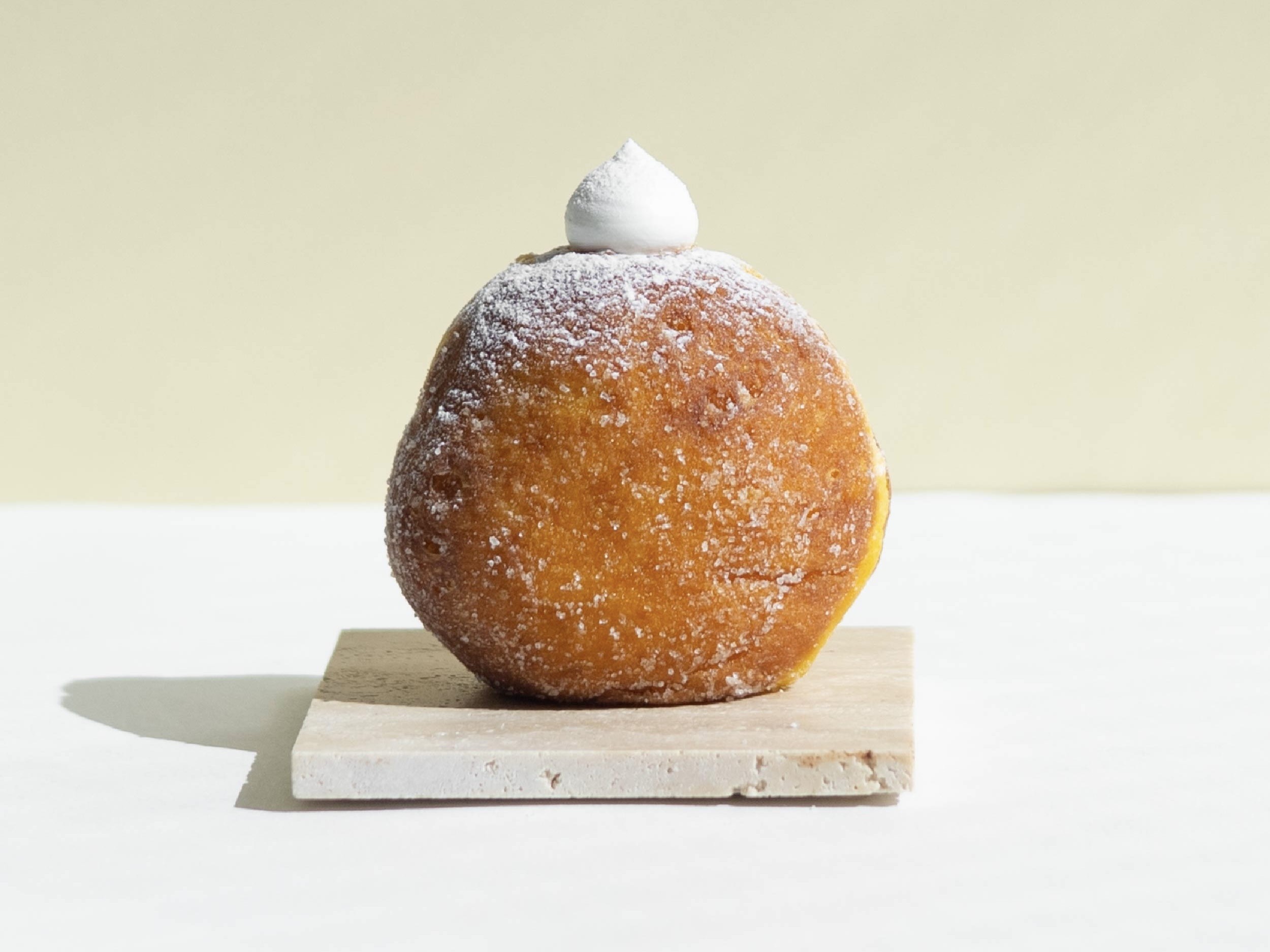 ยูนิ โดนัทส์ วิปครีม